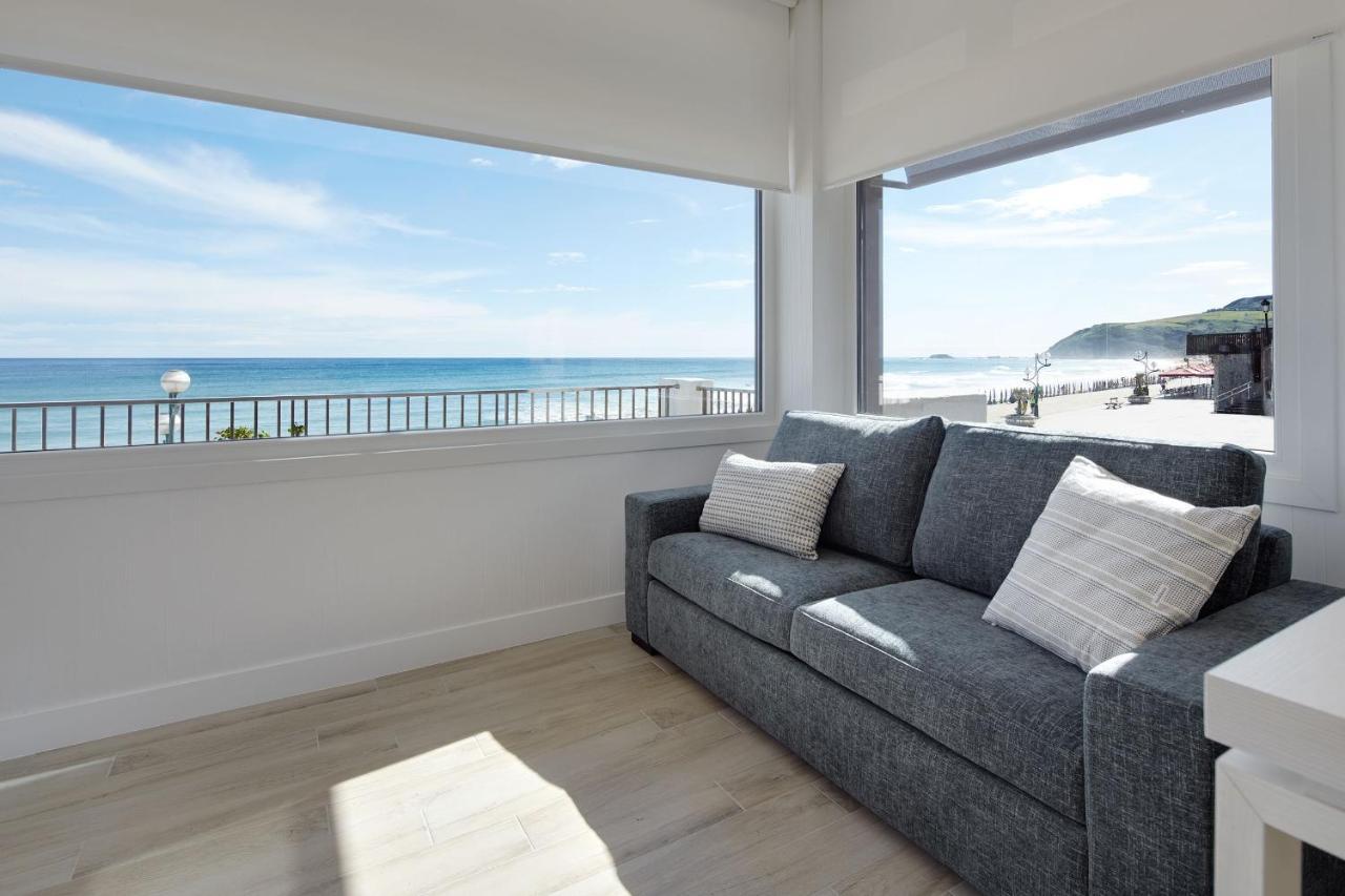 Apartamentos Egona Zarautz Sobre El Mar Екстериор снимка