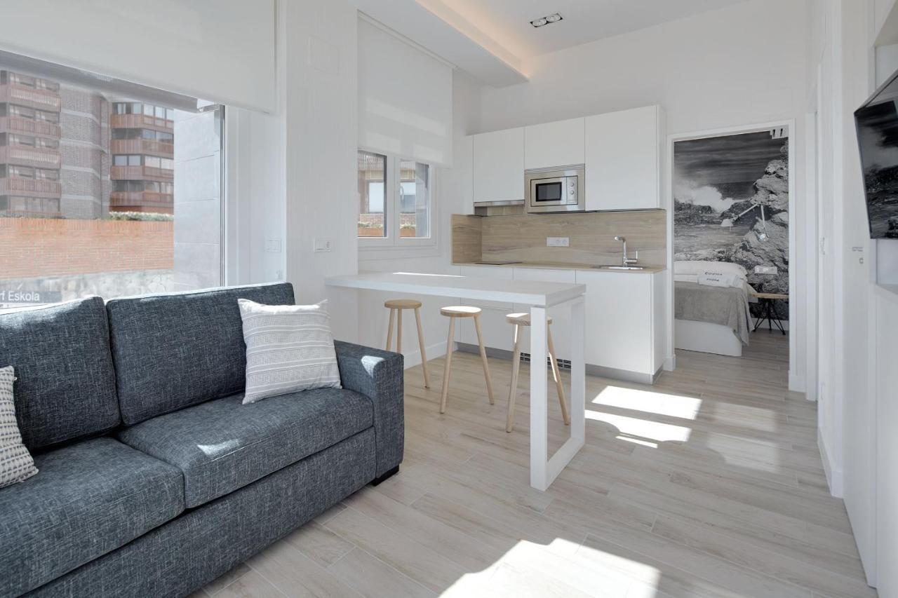 Apartamentos Egona Zarautz Sobre El Mar Екстериор снимка